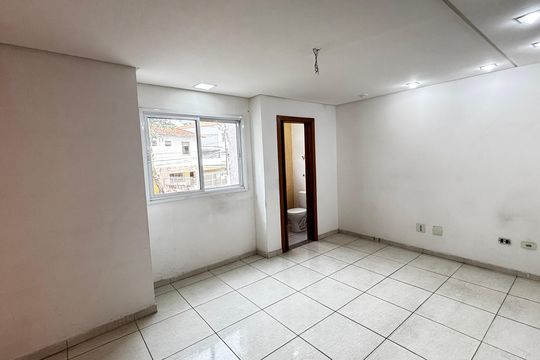 Casa para alugar com 2 quartos, 113m² em Vila Assunção, Santo André