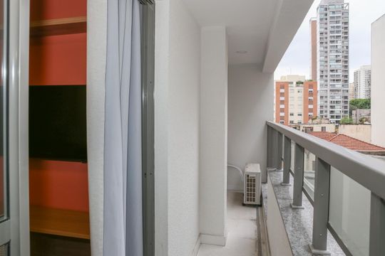 Sacada de apartamento para alugar com 1 quarto, 29m² em Pompeia, São Paulo