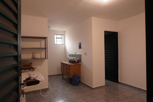 Sala integrada de kitnet/studio para alugar com 1 quarto, 30m² em Jardim Lutfalla, São Carlos