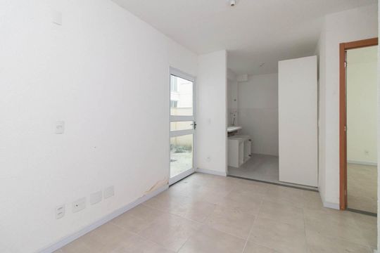 Apartamento para alugar com 2 quartos, 42m² em Restinga, Porto Alegre