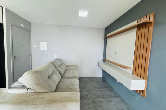 Sala de apartamento à venda com 2 quartos, 52m² em Conceicao, Osasco
