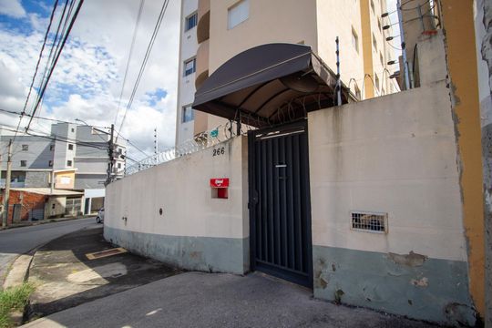 Fachada de apartamento para alugar com 2 quartos, 57m² em Vila Barao, Sorocaba