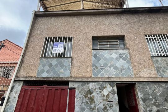Fachada de casa para alugar com 1 quarto, 322m² em Horto, Belo Horizonte