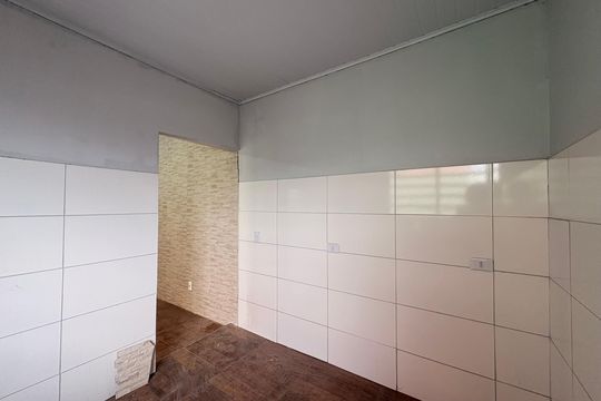 Cozinha casa 3 de casa à venda com 4 quartos, 182m² em Jardim das Maravilhas, Santo André