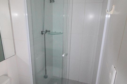 Banheiro de apartamento para alugar com 1 quarto, 34m² em Parque Residencial Aquarius, São José dos Campos