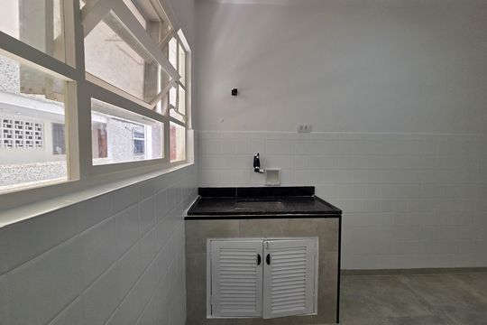 Cozinha de apartamento para alugar com 2 quartos, 60m² em Canto do Forte, Praia Grande