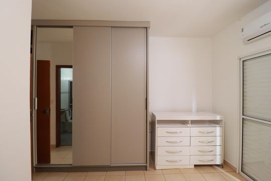 Quarto  de apartamento para alugar com 1 quarto, 45m² em Nova Aliança, Ribeirão Preto