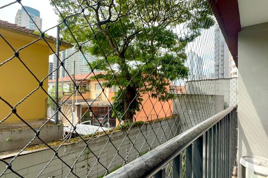 Varanda de kitnet/studio à venda com 1 quarto, 25m² em Pinheiros, São Paulo