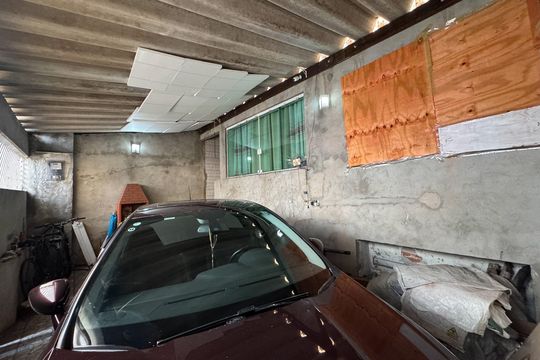 Garagem de casa à venda com 2 quartos, 252m² em Anchieta, São Bernardo do Campo