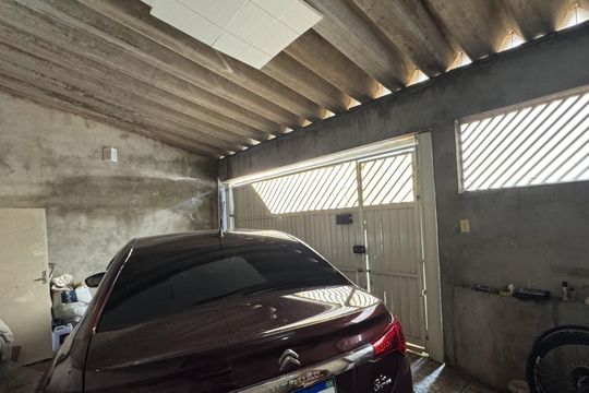 Garagem de casa à venda com 2 quartos, 252m² em Anchieta, São Bernardo do Campo