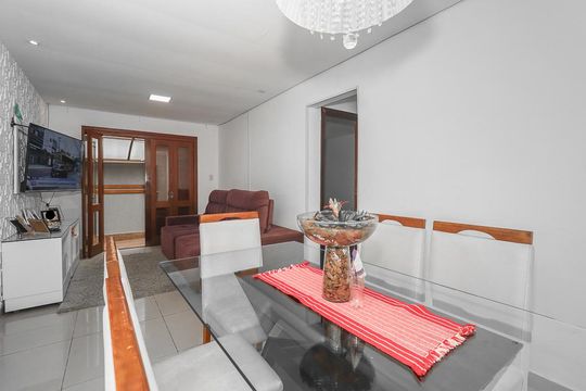 Sala de casa à venda com 4 quartos, 120m² em Sarandi, Porto Alegre