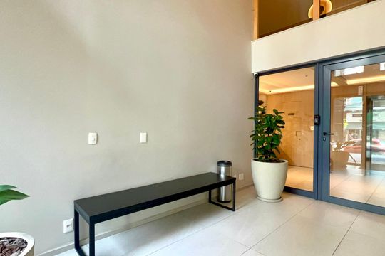 Hall de entrada de kitnet/studio para alugar com 1 quarto, 27m² em Jardim Paulista, São Paulo