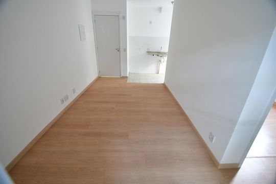 Sala de apartamento à venda com 2 quartos, 66m² em Fazenda Santa Cândida, Campinas