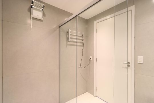 Banheiro  de apartamento para alugar com 1 quarto, 30m² em Pompeia, São Paulo