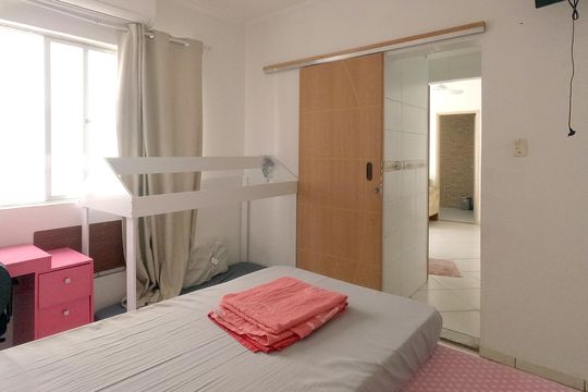 Quarto 1 de apartamento para alugar com 1 quarto, 65m² em Morro José Menino, Santos