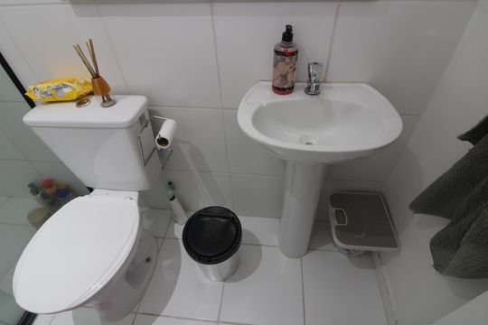 Banheiro de apartamento à venda com 2 quartos, 39m² em Cangaiba, São Paulo