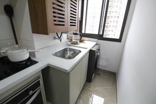 Área de Serviço de apartamento para alugar com 2 quartos, 77m² em Barra Olímpica, Rio de Janeiro
