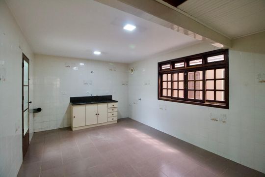 Cozinha de casa à venda com 4 quartos, 266m² em Cajuru, Curitiba