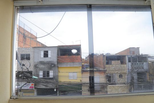 Vista da janela da sala de casa para alugar com 1 quarto, 80m² em Conjunto Residencial José Bonifácio, São Paulo
