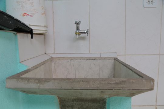 Área de Serviço de casa para alugar com 1 quarto, 80m² em Conjunto Residencial José Bonifácio, São Paulo