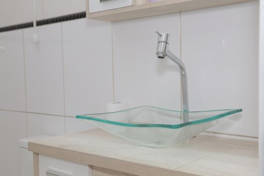Banheiro de casa para alugar com 1 quarto, 80m² em Conjunto Residencial José Bonifácio, São Paulo