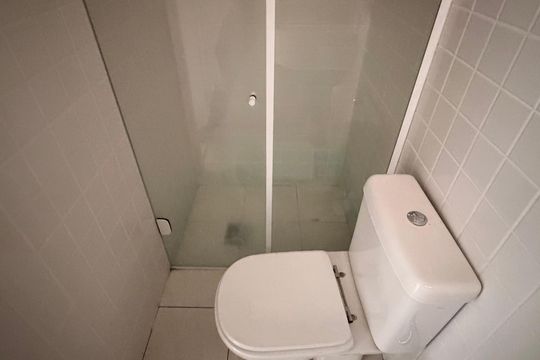 Banheiro área de serviço de apartamento à venda com 4 quartos, 270m² em Santo Antônio, São Caetano do Sul