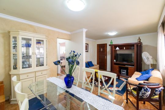 Casa à venda com 3 quartos, 180m² em Vila Paulista, São Paulo