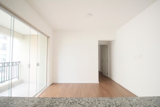 Sala de apartamento para alugar com 2 quartos, 60m² em Vila Suzana, São Paulo