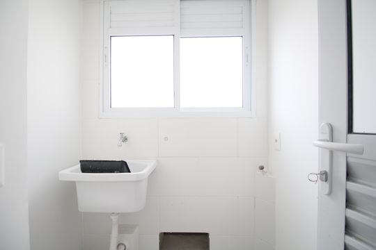 Área de Serviço de apartamento para alugar com 2 quartos, 60m² em Vila Suzana, São Paulo