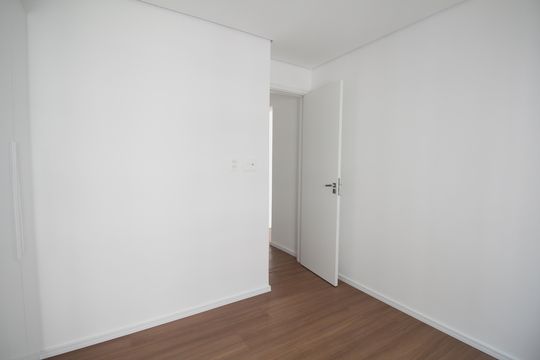 Suíte 1 de apartamento para alugar com 2 quartos, 60m² em Vila Suzana, São Paulo
