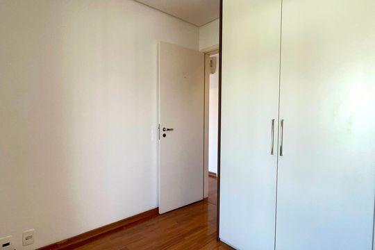 Quarto de apartamento para alugar com 2 quartos, 87m² em Pinheiros, São Paulo