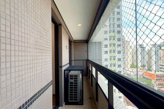 Varanda gourmet de apartamento para alugar com 2 quartos, 87m² em Pinheiros, São Paulo