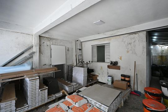 Garagem de casa à venda com 1 quarto, 125m² em Jardim Selma, São Paulo