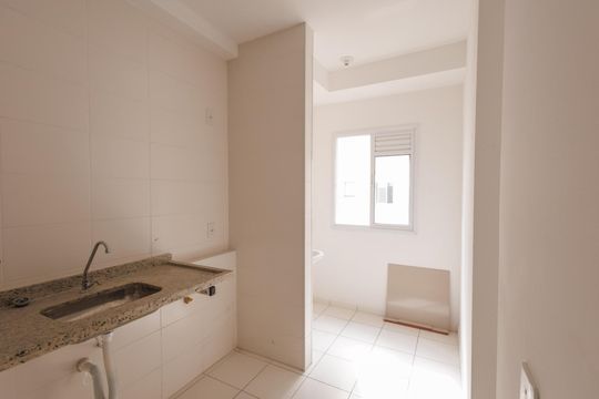 Cozinha de apartamento para alugar com 2 quartos, 52m² em Jardim Ana Rosa, Taubaté