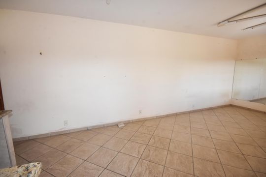 Cozinha de casa para alugar com 1 quarto, 50m² em Jardim California, Jundiaí