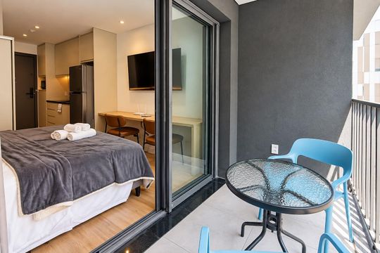 Varanda de kitnet/studio para alugar com 1 quarto, 24m² em Consolação, São Paulo