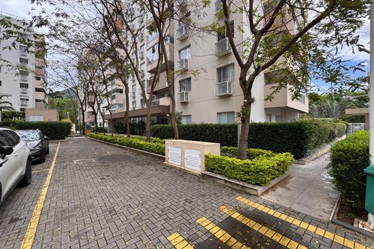 Fachada de apartamento à venda com 3 quartos, 77m² em Recreio dos Bandeirantes, Rio de Janeiro