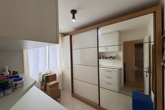 Quarto 1 de apartamento à venda com 3 quartos, 77m² em Recreio dos Bandeirantes, Rio de Janeiro