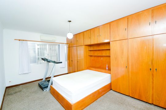 Quarto 2 de casa para alugar com 3 quartos, 280m² em Jardim Santa Mena, Guarulhos