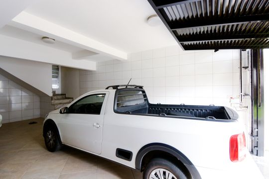 Garagem de casa para alugar com 3 quartos, 280m² em Jardim Santa Mena, Guarulhos