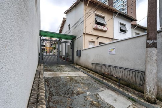 Entrada da Vila de casa para alugar com 2 quartos, 375m² em Jardim da Gloria, São Paulo