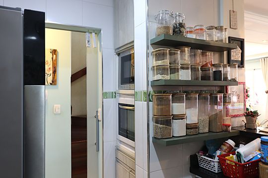 Cozinha de casa de condomínio à venda com 2 quartos, 96m² em Parque Santa Fé, Porto Alegre