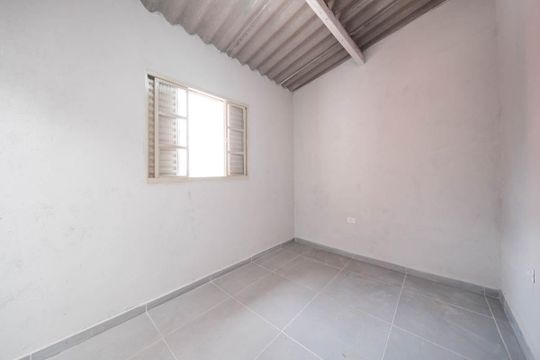 Quarto 2 de casa para alugar com 2 quartos, 70m² em Vila Buenos Aires, São Paulo