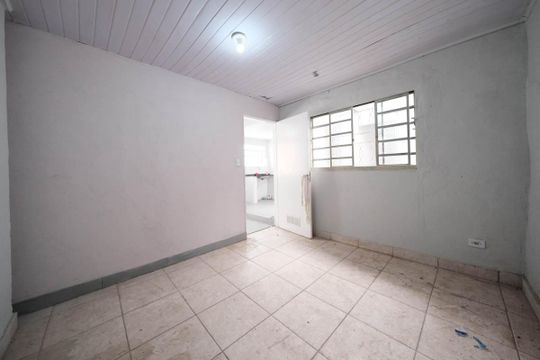 Quarto 1 de casa para alugar com 2 quartos, 70m² em Vila Buenos Aires, São Paulo
