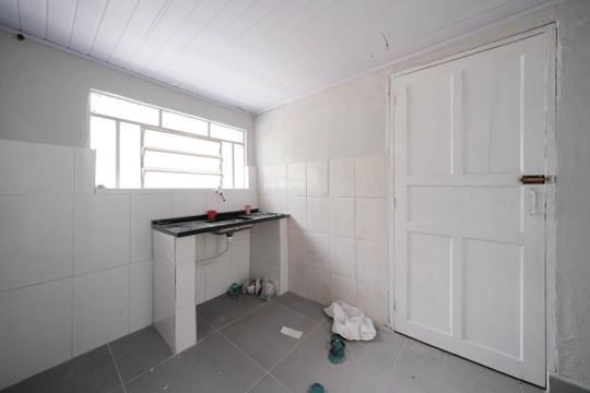 Sala/Cozinha de casa para alugar com 2 quartos, 70m² em Vila Buenos Aires, São Paulo