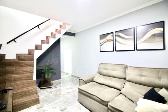 Casa à venda com 4 quartos, 125m² em Vila Nova Curuca, São Paulo