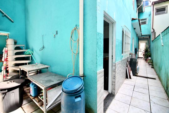 Quintal de casa à venda com 4 quartos, 125m² em Vila Nova Curuca, São Paulo