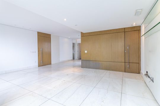 Apartamento à venda com 3 quartos, 120m² em Gutierrez, Belo Horizonte