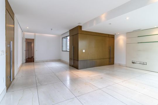 Apartamento à venda com 3 quartos, 120m² em Gutierrez, Belo Horizonte
