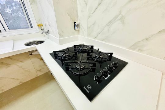 Cozinha de apartamento para alugar com 2 quartos, 42m² em Artur Alvim, São Paulo